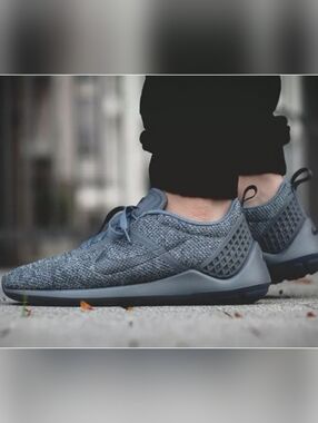 Nike Lunarestoa 2 SE Cool Grey Colorway. Size 10. Men's.